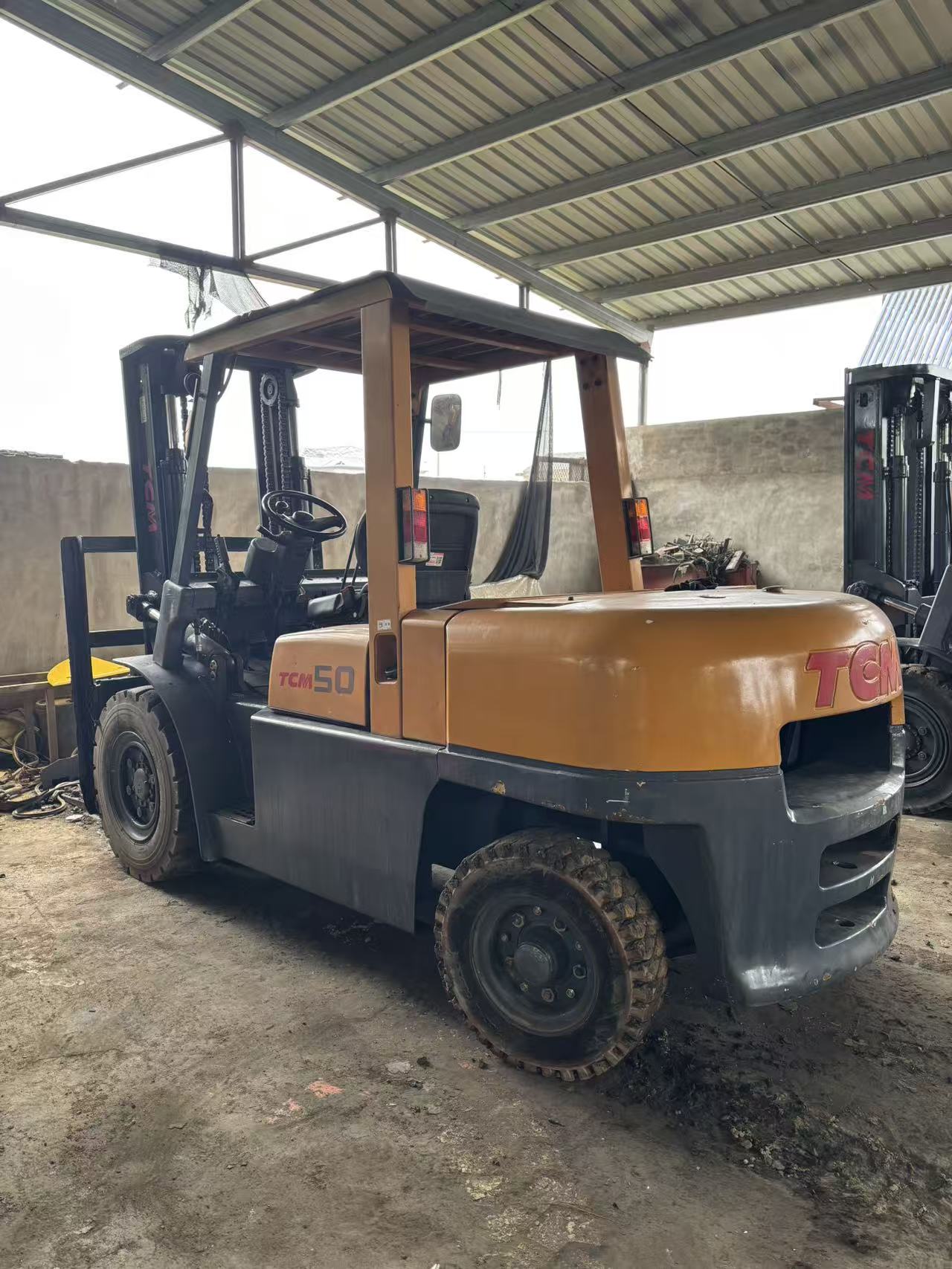 TCM 5T model 8 Forkl