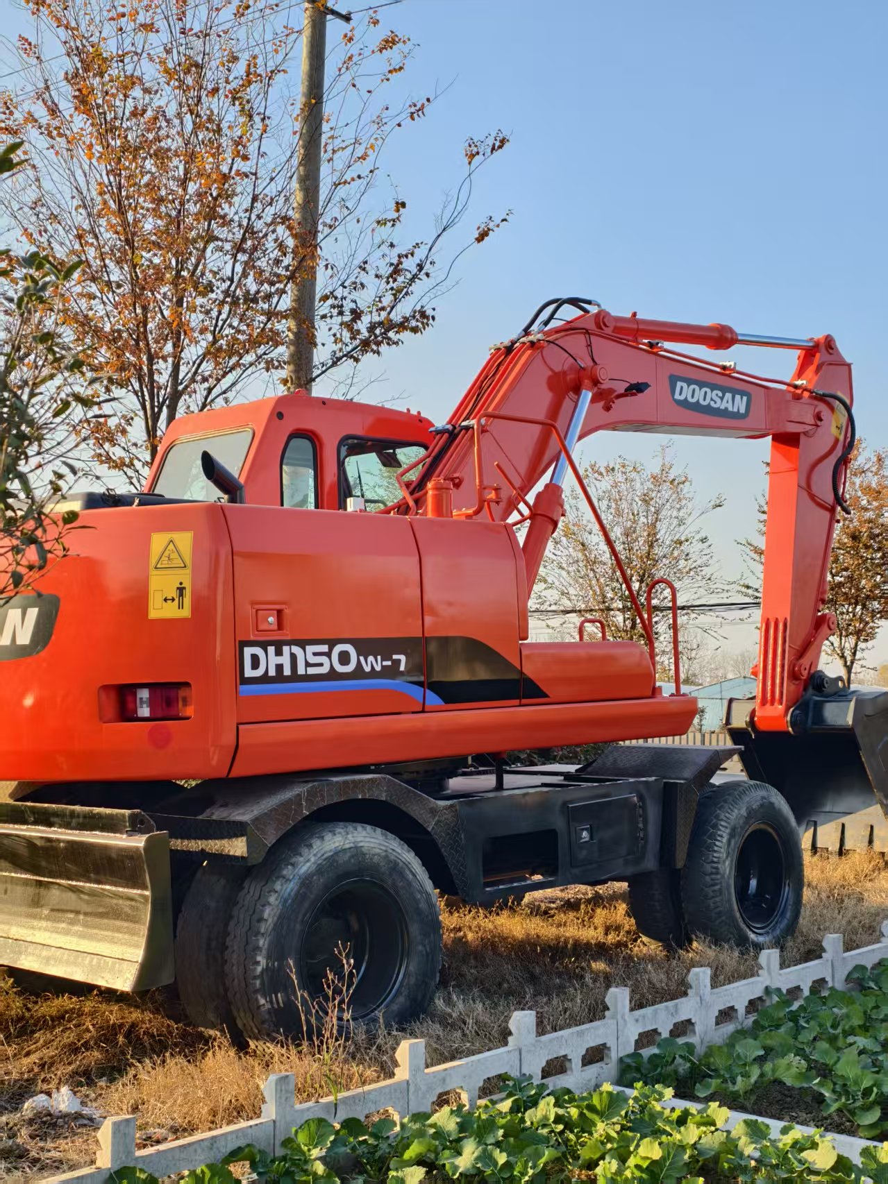 DOOSAN D150-7